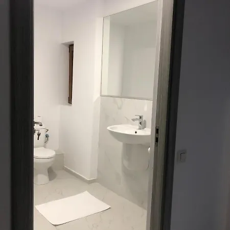 公寓 Old Town Bar On Street Tonitza *