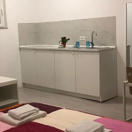 Apartment Old Town Bar On Street Tonitza Bukarest