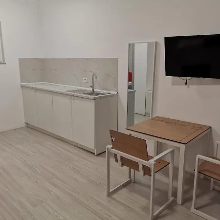 Old Town Bar On Street Tonitza * Bukarest