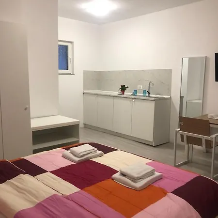 公寓 Old Town Bar On Street Tonitza