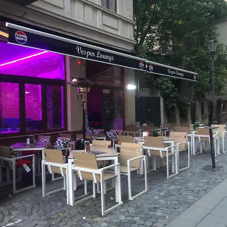 Old Town Bar On Street Tonitza Apartamento Bucarest