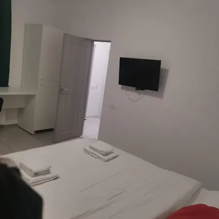 Old Town Bar On Street Tonitza