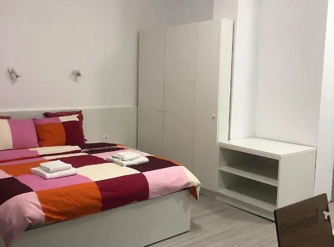 Old Town Bar On Street Tonitza