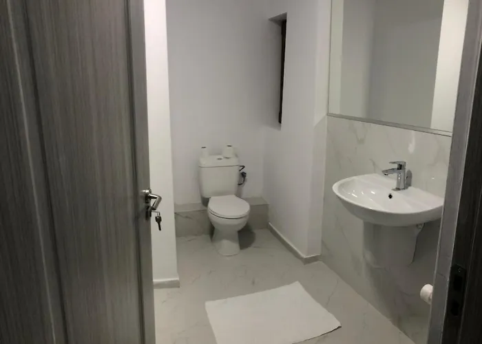 Appartement Old Town Bar On Street Tonitza Boekarest